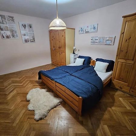 Šumperk Prostorny Byt 3+1 Pro 4 Osob Moznost Pristylky+2Os מראה חיצוני תמונה