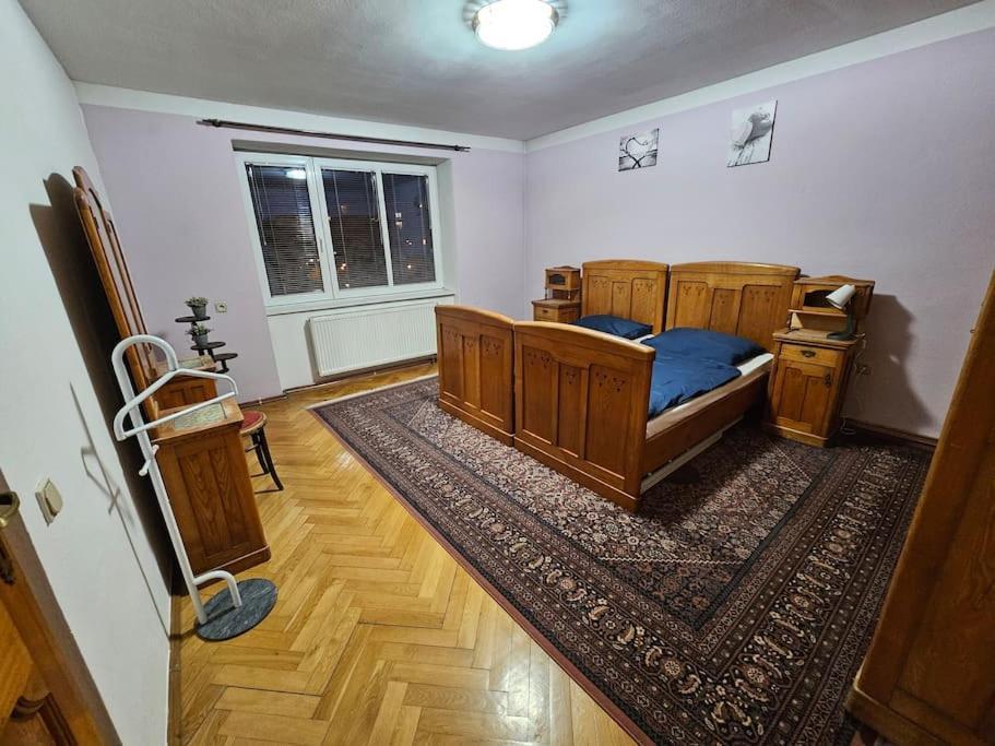Šumperk Prostorny Byt 3+1 Pro 4 Osob Moznost Pristylky+2Os מראה חיצוני תמונה